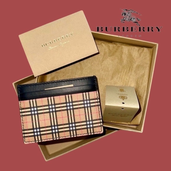 Burberry Sandon Tan and Black Key Card Holder Elegant Accessory 100% authentic - Picture 1 of 13